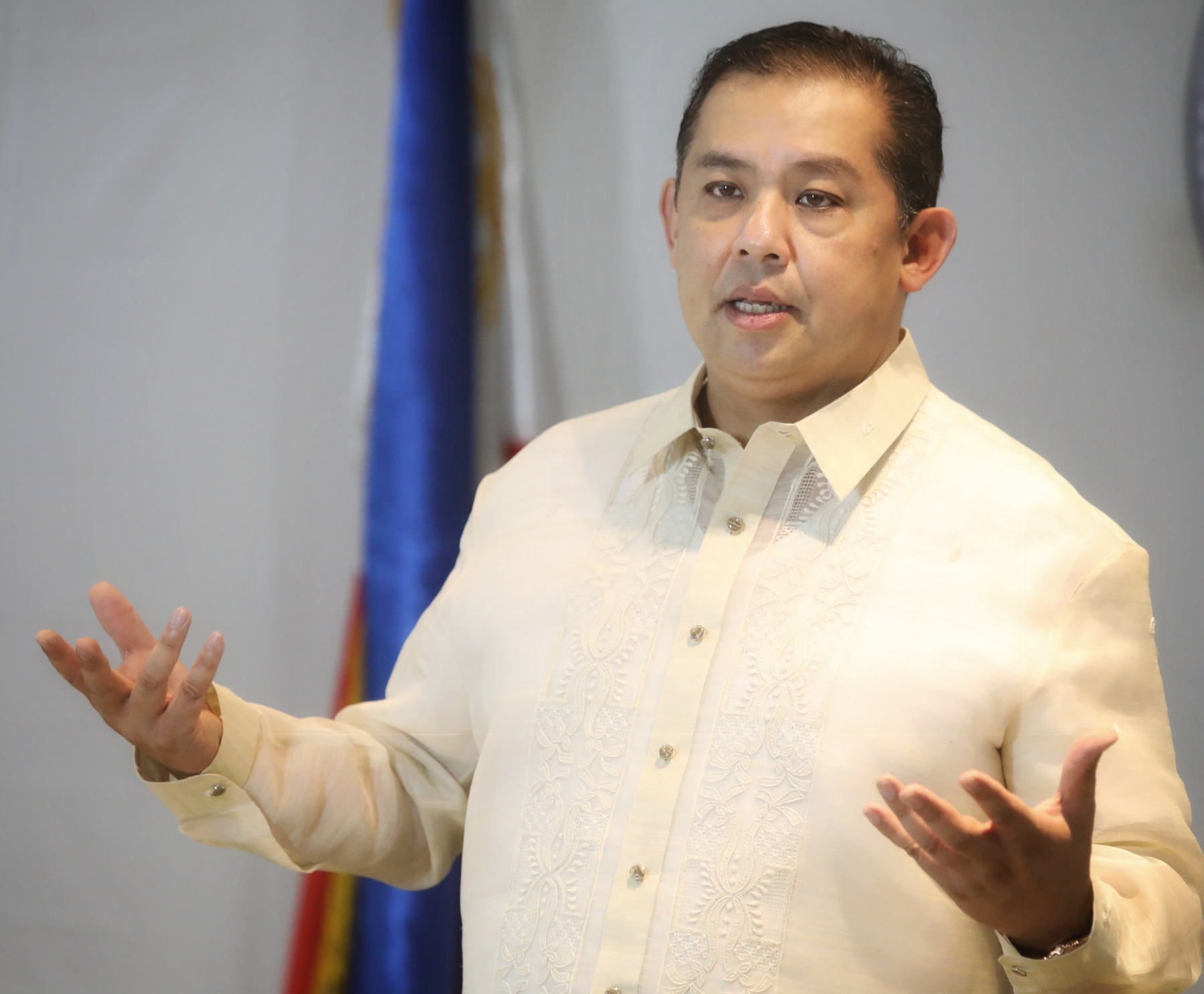 Speaker Ferdinand Martin G. Romualdez warns unscrupulous traders and hoarders of onion and garlic that your days are numbered. He blamed them behind the continued high prices of these agricultural products in the market.