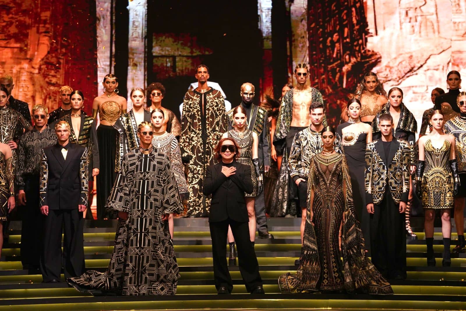 Michael Cinco with models