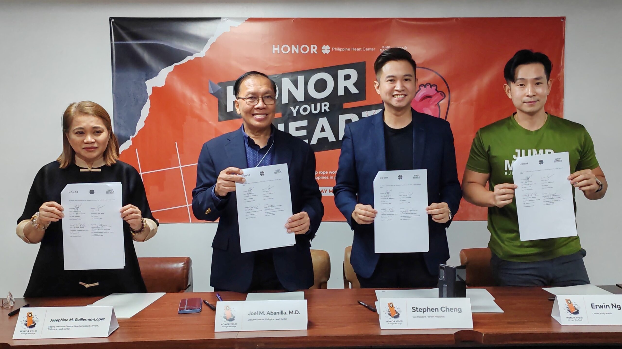 Philippine Heart Center executives Ms. Josephine M. Guillermo-Lopez and Dr. Joel M. Abanilla, with HONOR Vice President Stephen Cheng and Jump Manila's Founder and Owner Erwin Ng, sealed the partnership at Philippine Heart Center's Medica Arts Building.